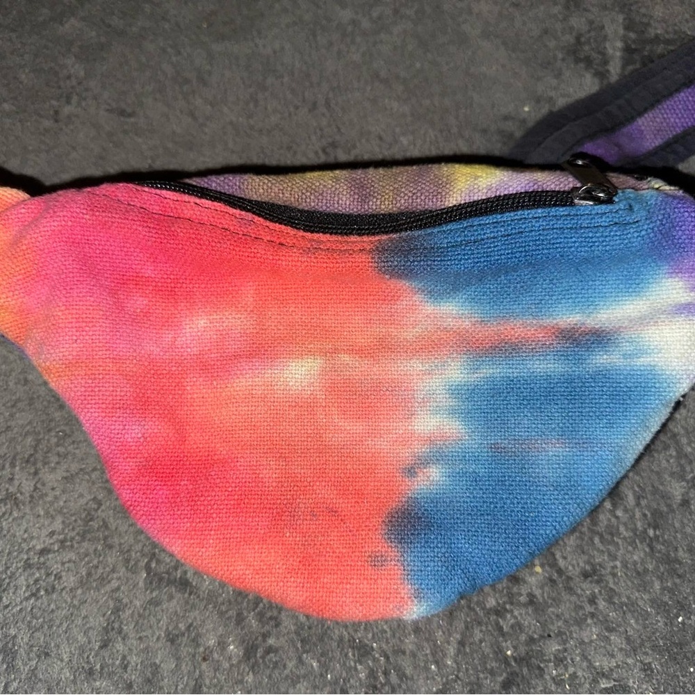 Tie dye Fanny pack - Picture 3 of 4